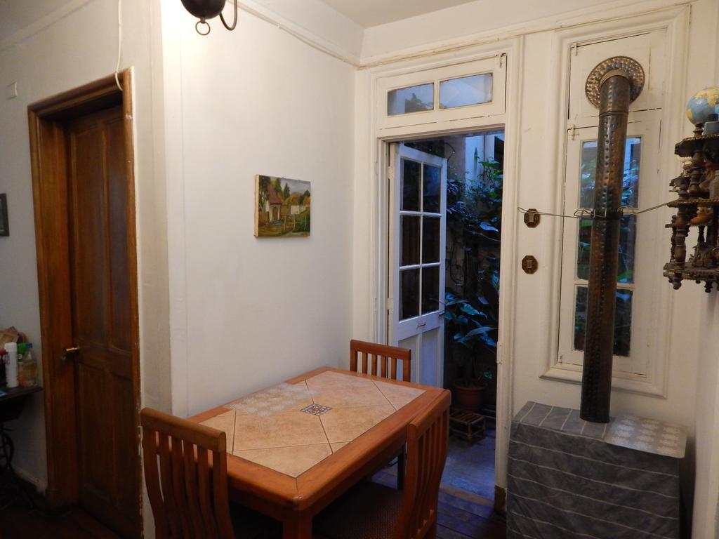 Alojamiento Alberto Magno Bed & Breakfast Santiago Exterior foto