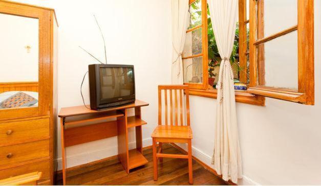 Alojamiento Alberto Magno Bed & Breakfast Santiago Exterior foto